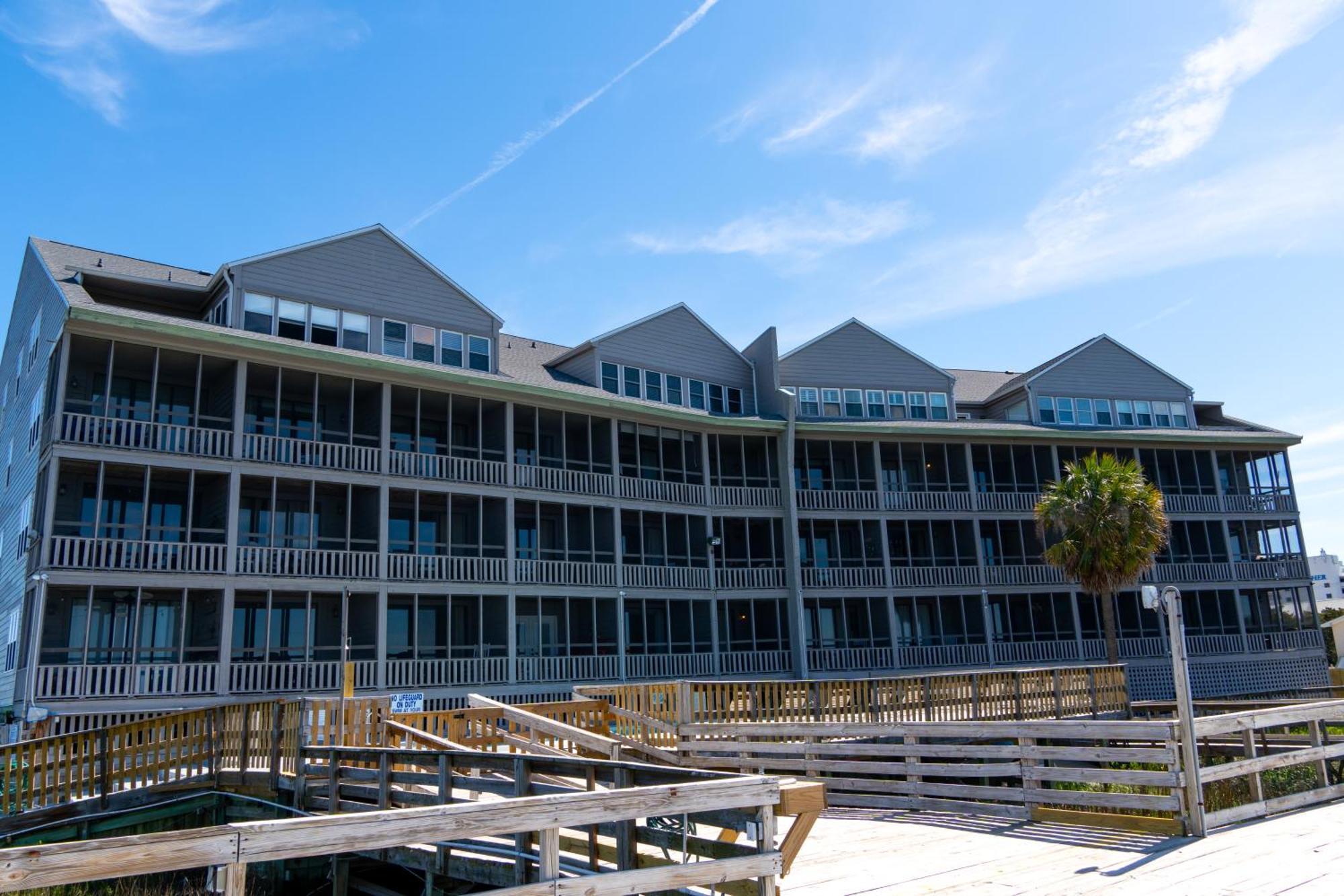 Sea Watch Inn At The Landing Garden City Exterior photo